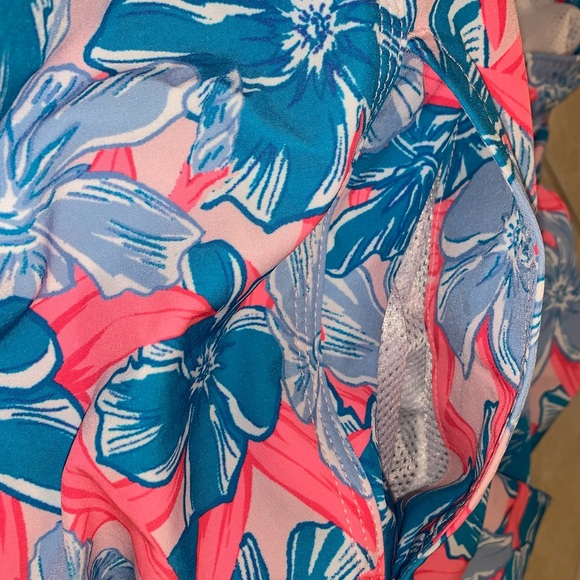 NEW TAGS VINEYARD VINES Tropical men’s swimtrunks swimsuit size XXL - Picture 13 of 14